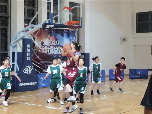 圖3 下半場(chǎng)反守反擊.jpg