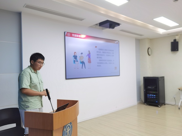 1632066726377204.jpg 圖2.孫瑞琨介紹團(tuán)務(wù)工作.jpg