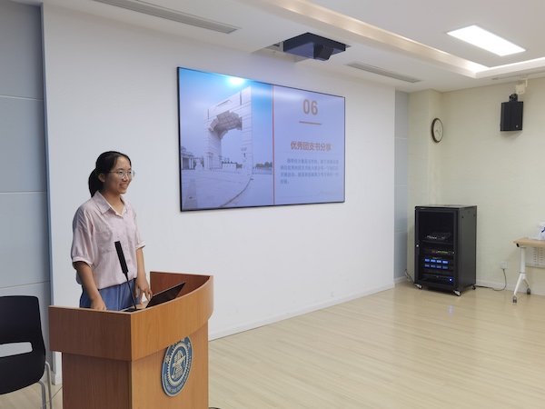 1632066748750868.jpg 圖3.于佳萌進(jìn)行分享.jpg