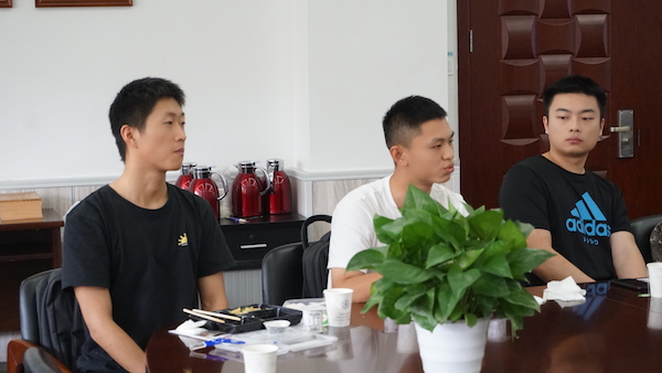 1632882508148574.jpg 圖3 退伍同學(xué)分享經(jīng)歷.JPG