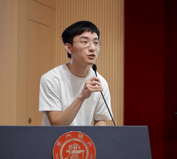 圖6 評委點(diǎn)評.JPG