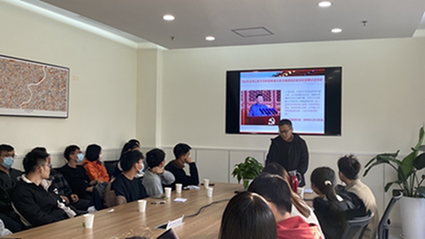 圖2 趙福友同志組織理論學(xué)習(xí).jpg