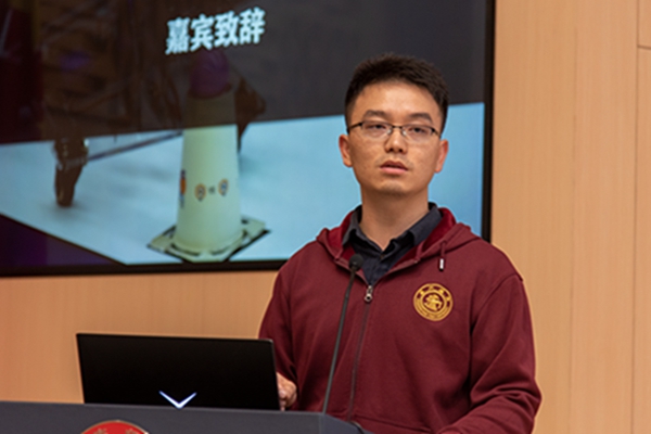 圖一 團(tuán)委書記王國(guó)鋒進(jìn)行致辭.jpg