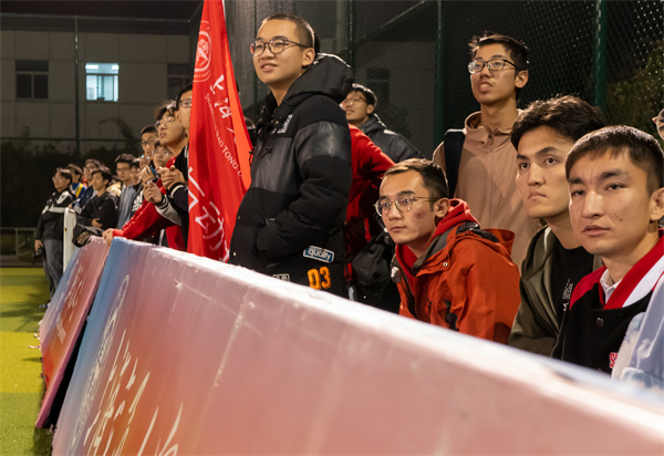 圖2 現(xiàn)場觀眾.jpg