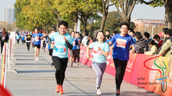 圖2 競速跑照片.jpg