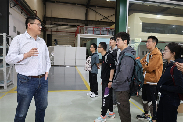 1683891426234159.jpg 4-航發(fā)講解.jpg