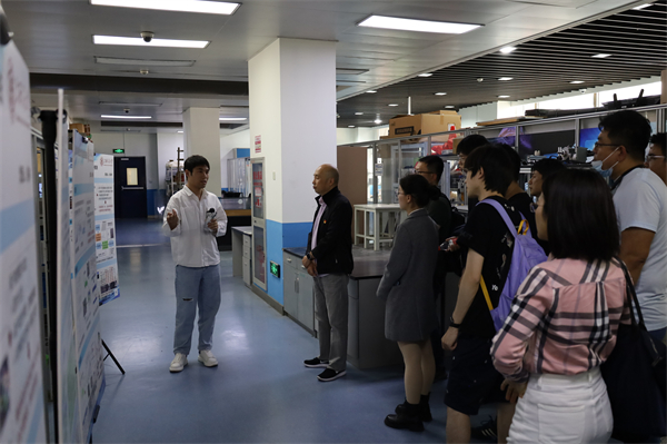 1684326487719960.jpg 圖12+新能源汽車實驗室參觀2.jpg