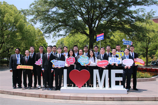 圖3 自由合影.jpg