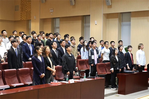 1685099442710724.jpg 12歌唱祖國(guó).jpg