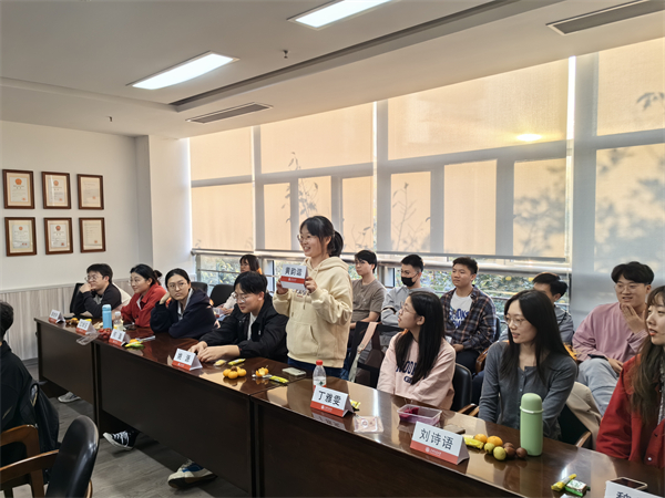 圖1 工熱所開展2023級研究生新生歡迎會.jpg