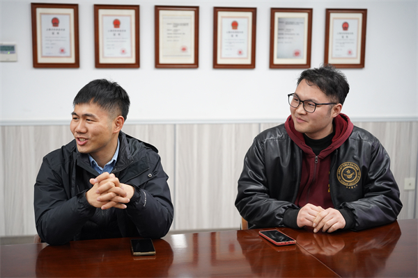 圖1 徐德輝老師發(fā)言.jpg