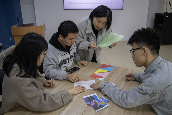 1711808527260926.jpg 圖5 七巧板1.jpg