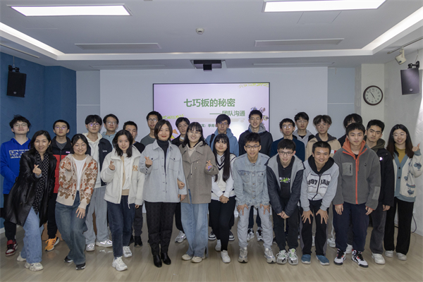 1711808566283463.jpg 圖9 合照.jpg