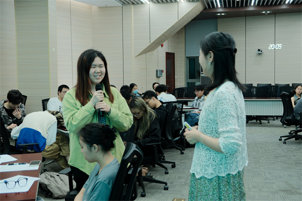 1716690652281038.jpg 圖2 現(xiàn)場(chǎng)互動(dòng).jpg