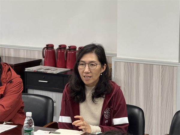 圖2 郭莉講話.jpg