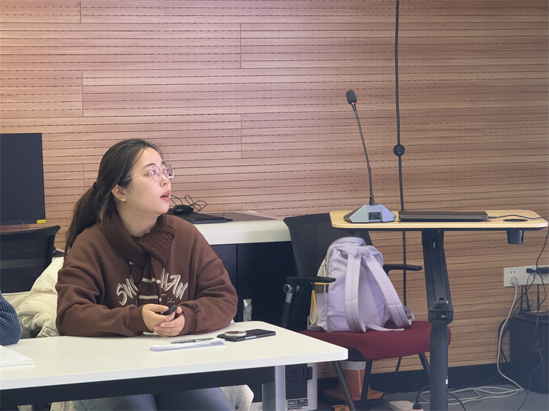 圖2 李相越代表支委會述職.jpg