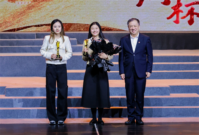 圖6 聯(lián)隊(duì)獲金獎.jpg